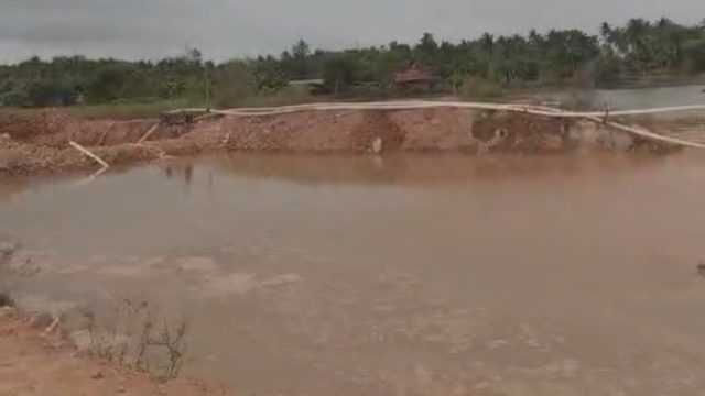 Tambang Pasir Ilegal di Depan CLT Batu Besar Masih Beroperasi, Warga Duga APH Tutup Mata