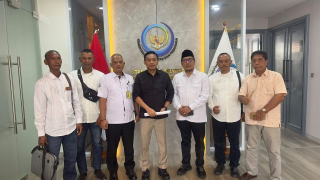 Modus Pengerukan Sedimentasi, Warga Pulau Buru Desak KKP Batalkan Izin Tambang Pasir